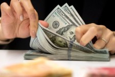 محکومیت متخلف ارزی در ایلام به جریمه ۳۱۳ میلیارد ریالی