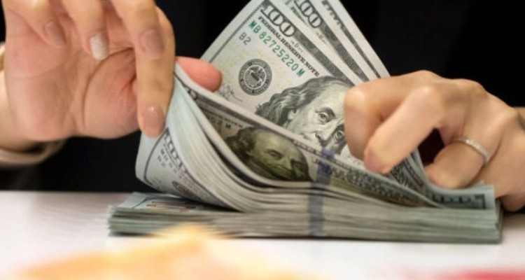 محکومیت متخلف ارزی در ایلام به جریمه ۳۱۳ میلیارد ریالی