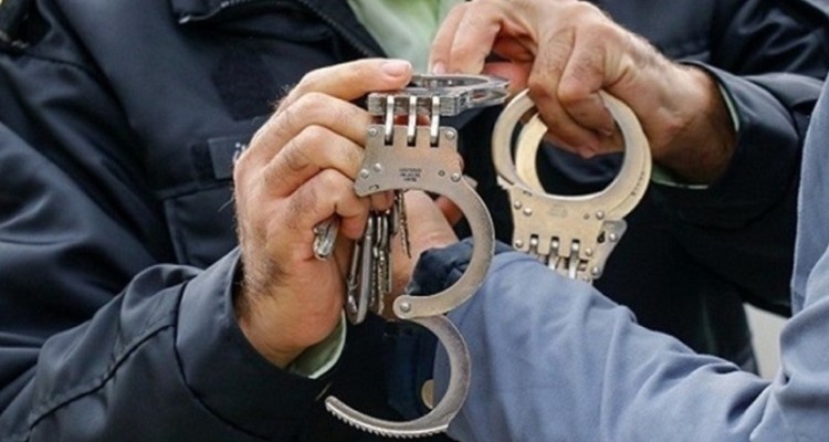 محکوم متواری در دره شهر دستگیر شد