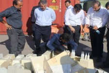 کشف 11 تن روغن چرخ خیاطی قاچاق در مهران