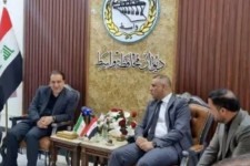 به‌‌رغم شرایط جنگی اما مرز مهران باز بود و پذیرای حجاج