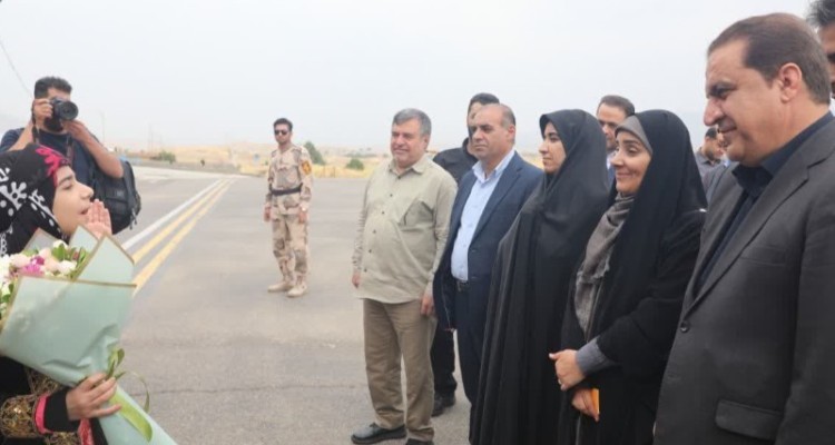 وزیر راه و شهرسازی وارد ایلام شد
