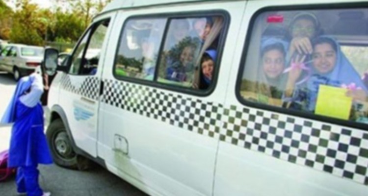 واگذاری یک دستگاه ون به دانش‌آموزان استثنایی استان ایلام تا یک ماه آینده