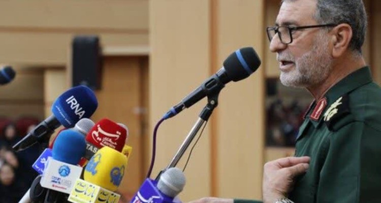 سردار حسینی: خبرنگاران خط مقدم روایت حقیقت و دفاع از آرمان‌ها هستند