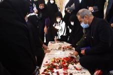 معرفی فرمانداران ۲ شهرستان ایلام و استقبال از خانواده شهید شناسایی شده بعد از ۳۶ سال