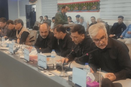 اعزام 300 دستگاه اتوبوس در مرز مهران/ تقویت ناوگان همچنان ضروری است