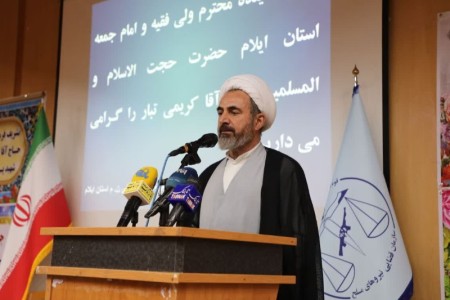پایبندی همگانی به قانون در همه عرصه ها ضروری است