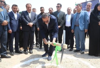 عملیات اجرایی نیروگاه خورشیدی ۲۰ مگاواتی پارکینگ اربعین مهران آغاز شد