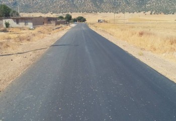 عملیات روکش آسفالت ۱۵ کیلومتر راه پشته وامرز چرداول از سر گرفته شد