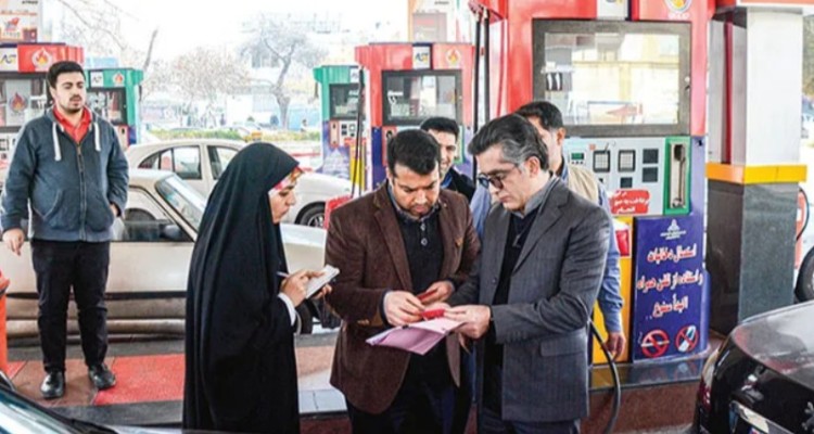 انجام آزمون بیش از یک هزار نازل عرضه سوخت مایع در ایلام