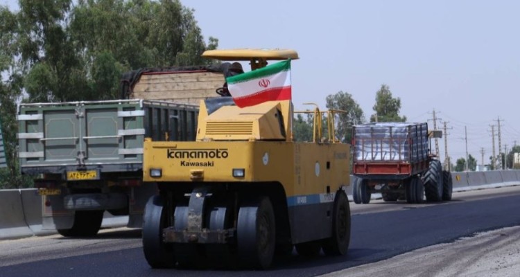 روکش آسفالت ۲۰۲ کیلومتر از جاده‌های ایلام اجرا شد