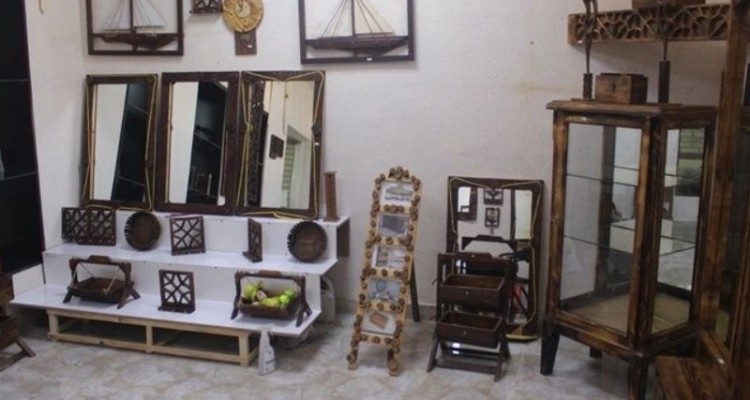 صدور و تمدید ۳۴۵ پروانه تولید انفرادی و کارگاهی صنایع دستی در ایلام