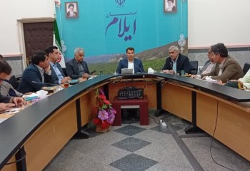 نصب ۷۵ دکل از قطعه دوم خط انتقال برق سیمره ـ ایلام