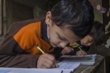 بیش از ۱۱ هزار دانشجو و دانش آموز در ایلام مورد حمایت کمیته امداد هستند