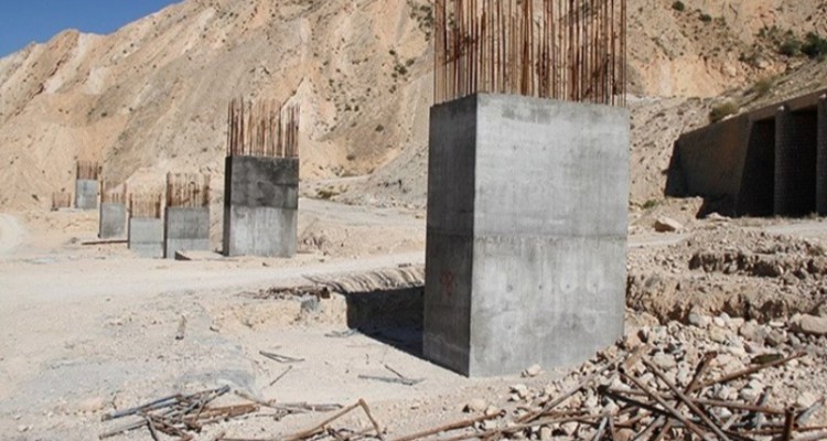 استاندار ایلام‌: "پل جزمان" باید تا دهه فجر به بهره‌برداری برسد