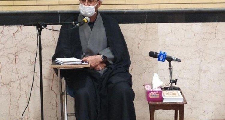 تشکل‌ها و احزاب، امور اجرایی استان را رصد کنند