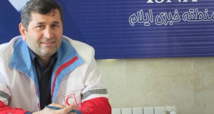 استقرار ۲۵ تیم عملیاتی هلال احمر در محورهای برفی ایلام