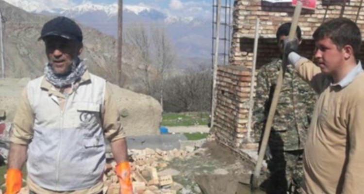 سردارکریمیان: گروه‌های جهادی خط مقدم خدمت رسانی هستند