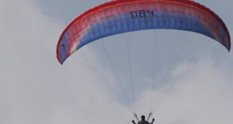 «دهلران» میزبان مسابقات کشوری پاراگلایدر می‌شود