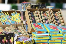 کشف 6 هزار و 200 عدد انواع مواد محترقه در شهرستان ملکشاهی