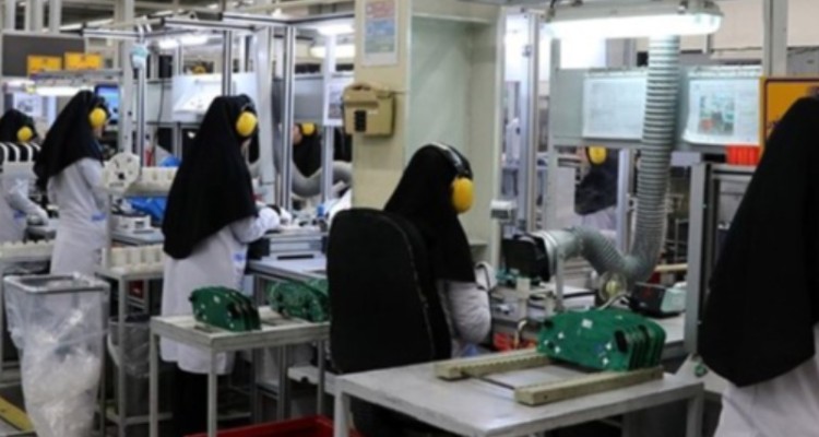 ۱۰۰ نفر با اجرای پروژه‌های دهه فجر در دهلران صاحب شغل می‌شوند