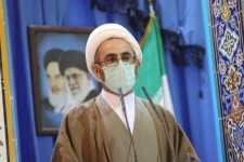 امام جمعه ایلام: تبعیت از ولایت فقیه مسیر ترسیم شده انقلاب است