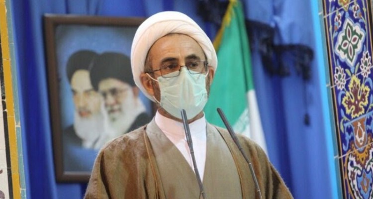 امام جمعه ایلام: تبعیت از ولایت فقیه مسیر ترسیم شده انقلاب است