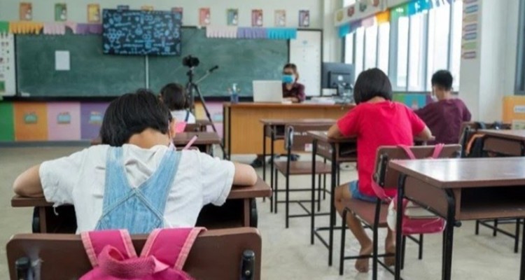 تصمیم تعطیلی مدارس ایلام در شرایط کرونایی به شورای مدارس واگذار شد