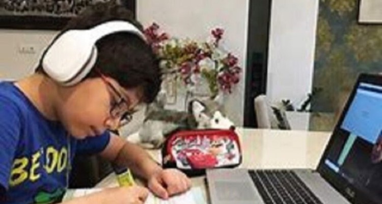 آموزش مجازی در مدارس پرجمعیت شهری ایلام اجرا می شود