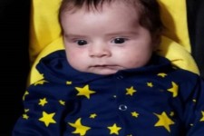 نوزاد یک ماهه ایلامی خردسال‌ترین حامی کشور در طرح اکرام ایتام شد