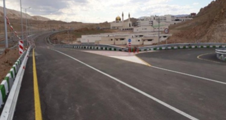 خط کشی یک هزار و 445 کلیومتر از راه‌های ارتباطی ایلام