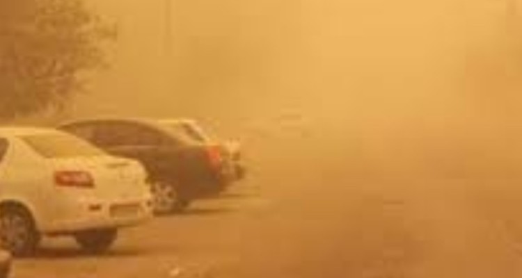 گرد و غبار شدید ایلام را درنوردید/ ادامه وضعیت هوا تا امشب