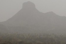 گرد و غبار آسمان استان ایلام را فرا گرفت