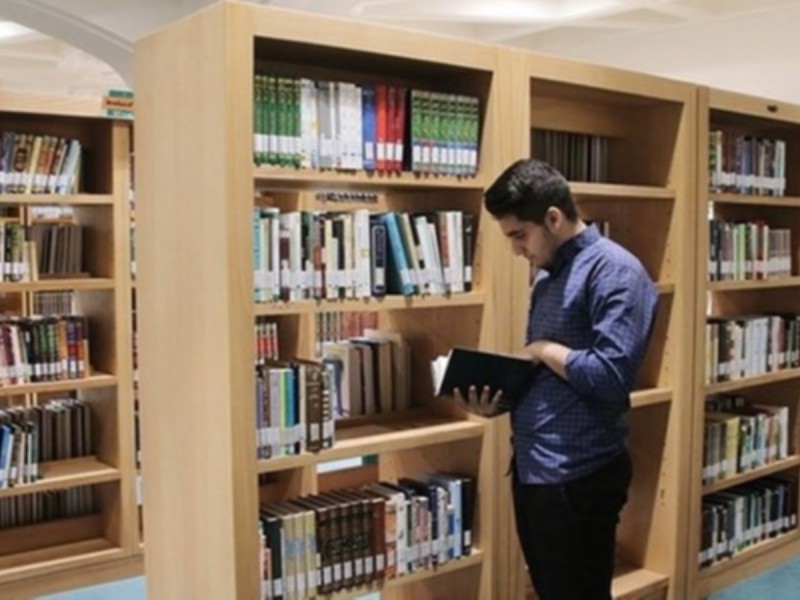 وجود 595 هزار نسخه کتاب در کتابخانههای استان ایلام وجود 595 هزار نسخه کتاب در کتابخانههای استان ایلام