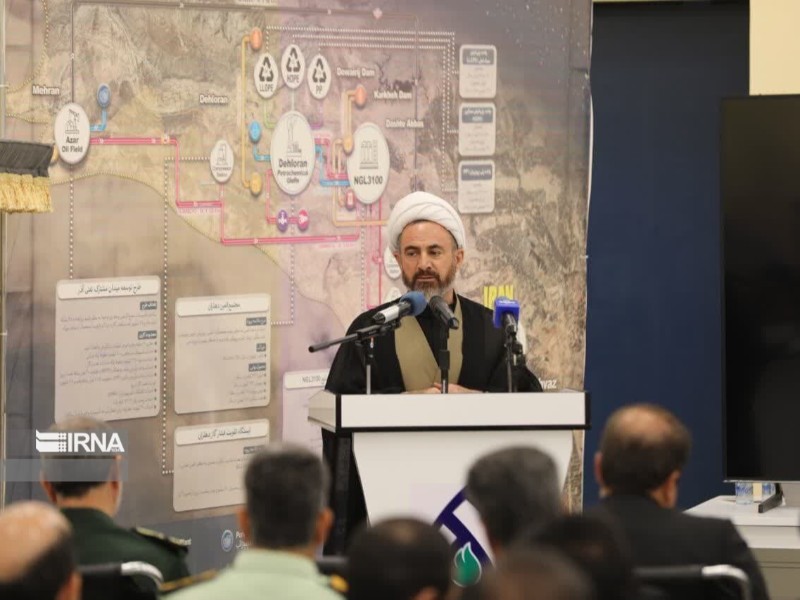 امام جمعه ایلام: مسئولیت آموزش و پرورش در تربیت نسل آینده‌ساز سنگین است