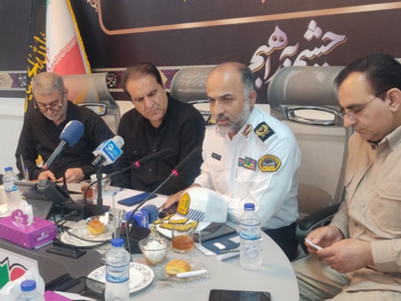 استقرار تیم هایی در پایانه مرزی مهران جهت جلوگیری از بازگشت خالی اتوبوس ها