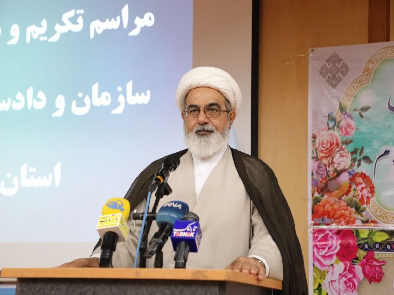 نیروهای مسلح استخوان بندی امنیت کشور را می سازند