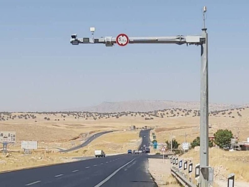 ۴۵ میلیون و ۶۶۷ هزار تردد در جادههای ایلام ثبت شد ۴۵ میلیون و ۶۶۷ هزار تردد در جادههای ایلام ثبت شد
