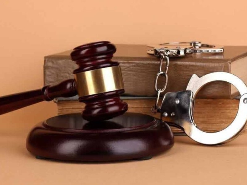 کشف و شناسایی اختلاس در یکی از ادارات دولتی ایلام کشف و شناسایی اختلاس در یکی از ادارات دولتی ایلام